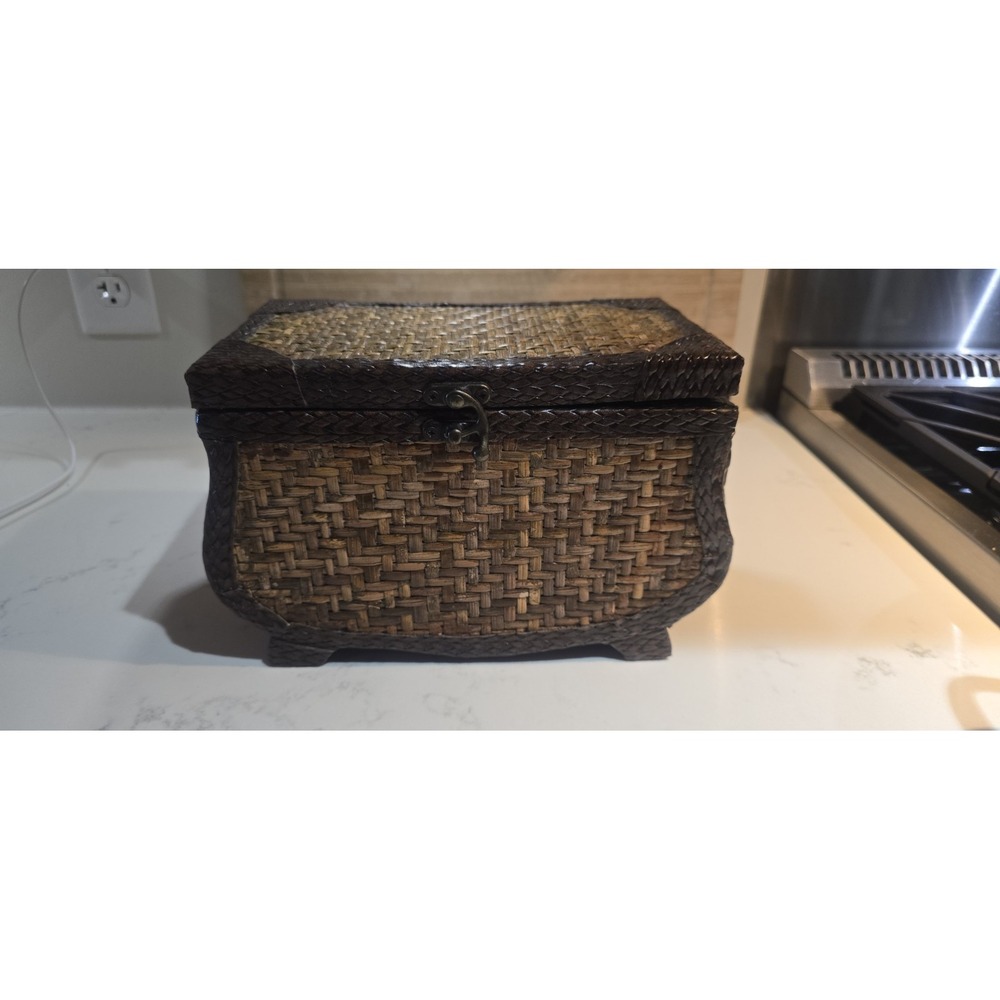 Vintage chinoiserie woven rattan and bamboo storage box featuring a curved struc